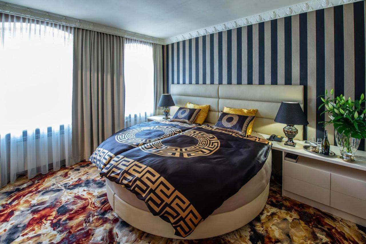 Hotel Royal Γκλίβιτσε Εξωτερικό φωτογραφία